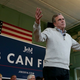 Illustration for article titled Jeb Bush Is Very Relieved Hes Losing the Primary to Jerk Donald Trump